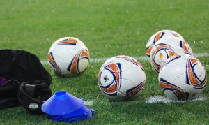 Футбол: Контрольні матчі на зборах